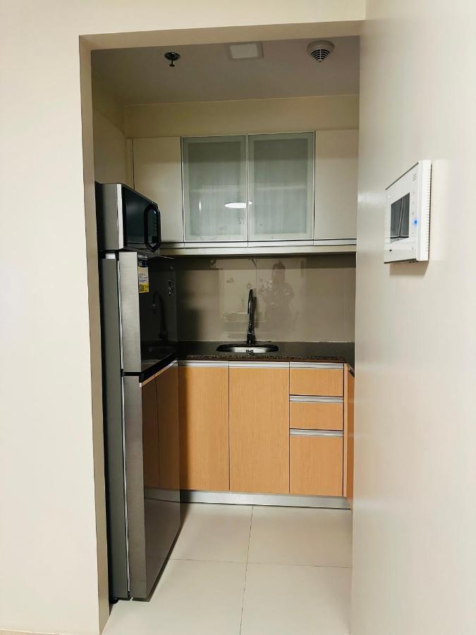 81 Newport Condominium Cluster 5 3A By Rechelle Nunag Pasay Exteriér fotografie