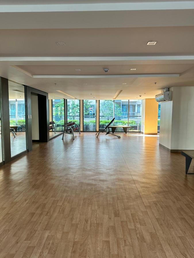 81 Newport Condominium Cluster 5 3A By Rechelle Nunag Pasay Exteriér fotografie